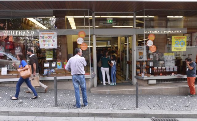 North Portugal, city of Porto, bookstore queue