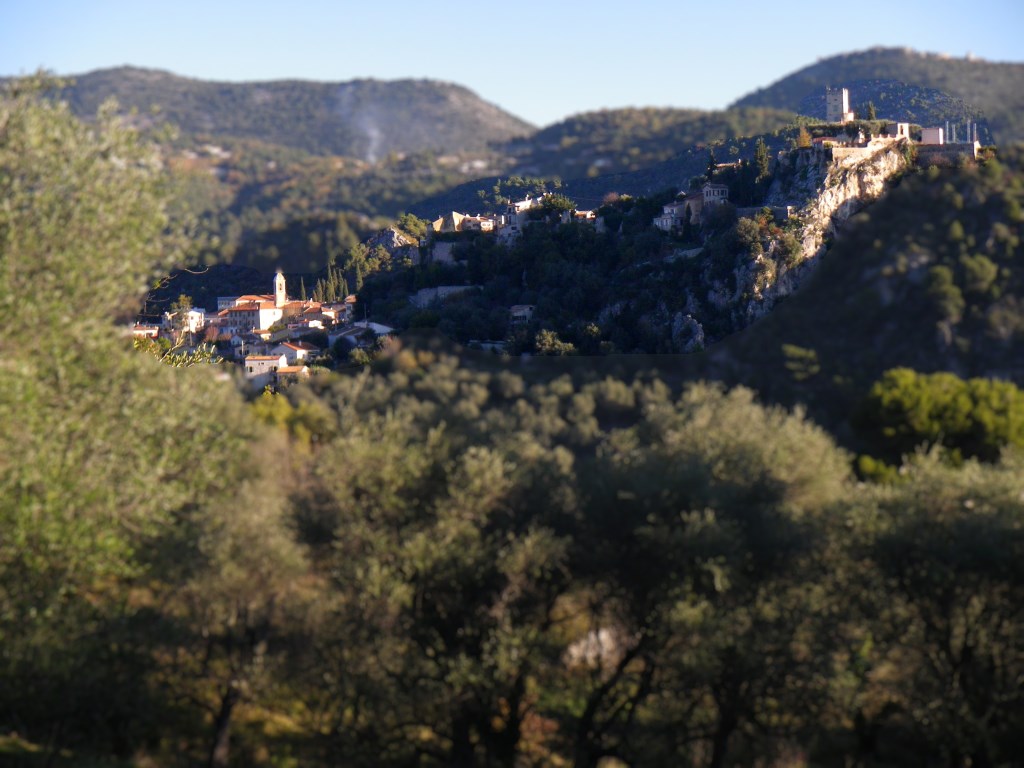 tourrette-levens, tilt-shift castle and village