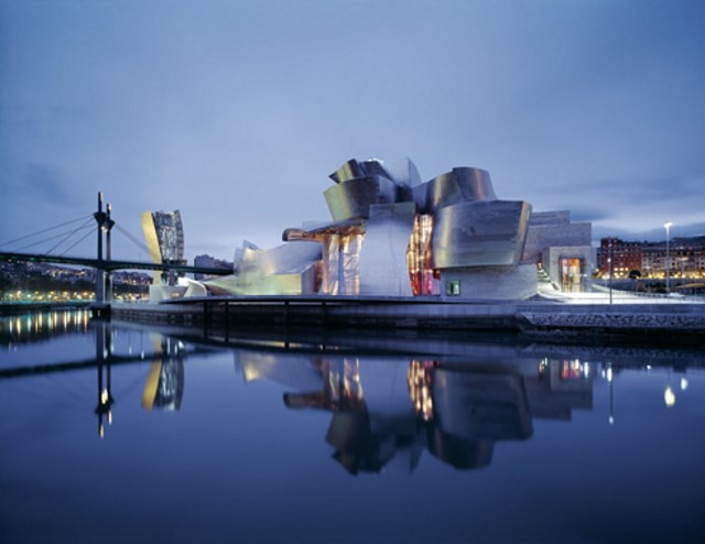 guggenheim bilbao, design by frank gehry