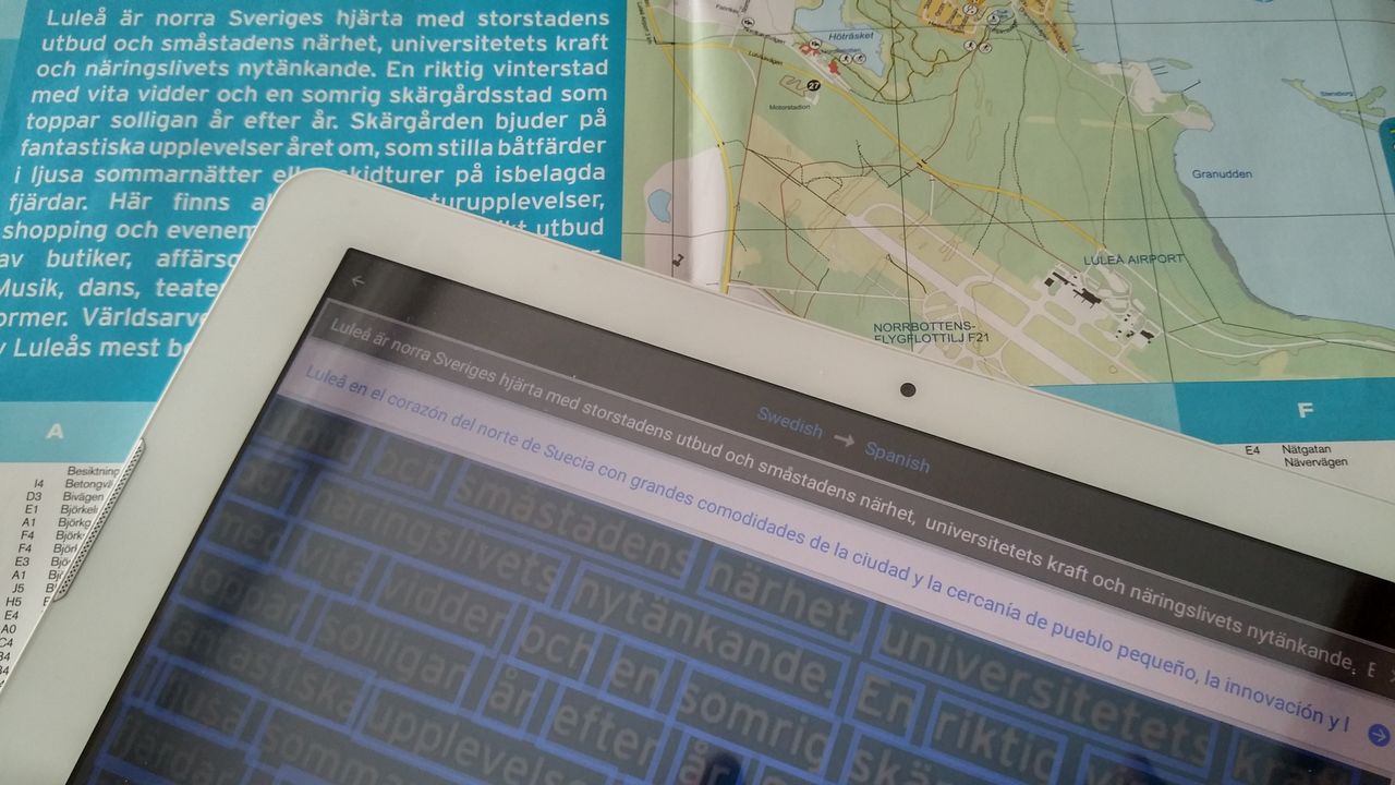 Google Word Lens Translator, a Swedish map translated to Spanish