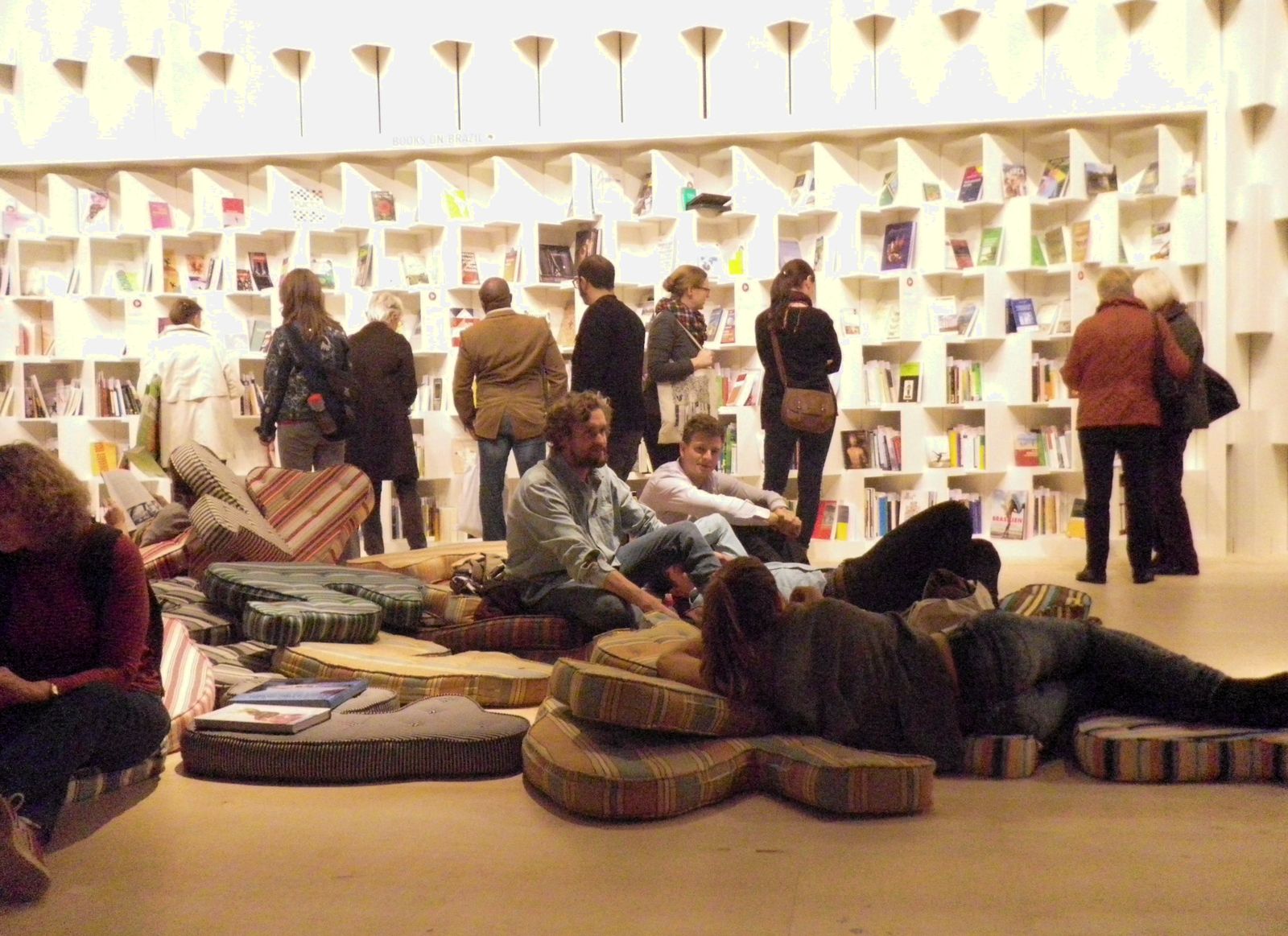 people reading books at Frankfurt book fair