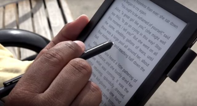 Mobiscribe 6.8-inch e-reader writing slate