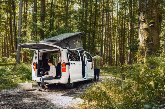 opel zafira-e and crosscamp flex campervan equipment