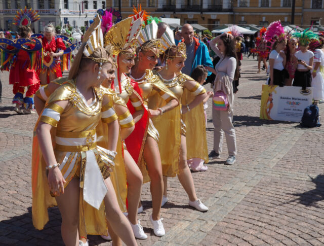 samba dancers in the city center helsinki. image by arihak.