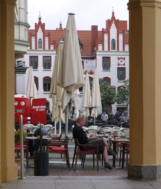 outdoor cafe in wismar, hanseatic baltic sea town. Picture by arihak.